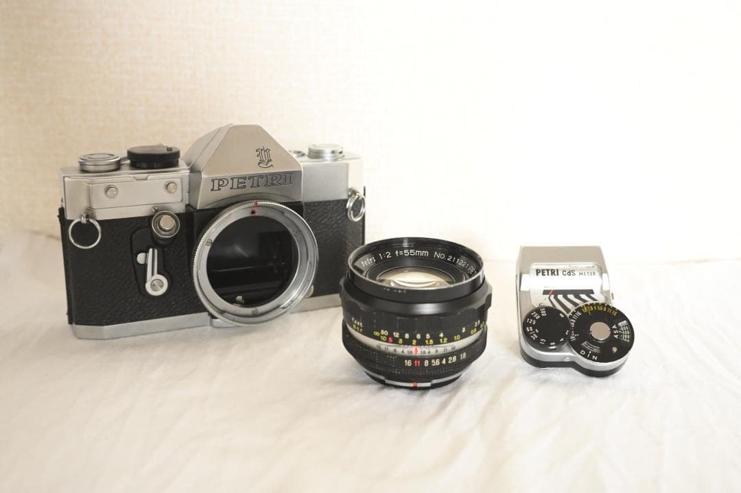 PETRI V6+CdS Meter＋Petri 55mm F2
