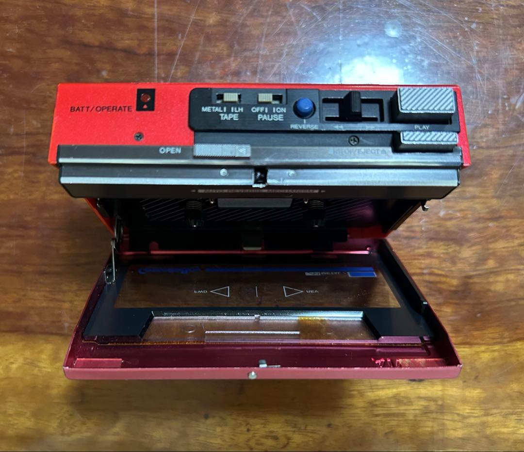 AIWA HS-P3 カセットボーイ cassetteboy 赤 ジャンク品