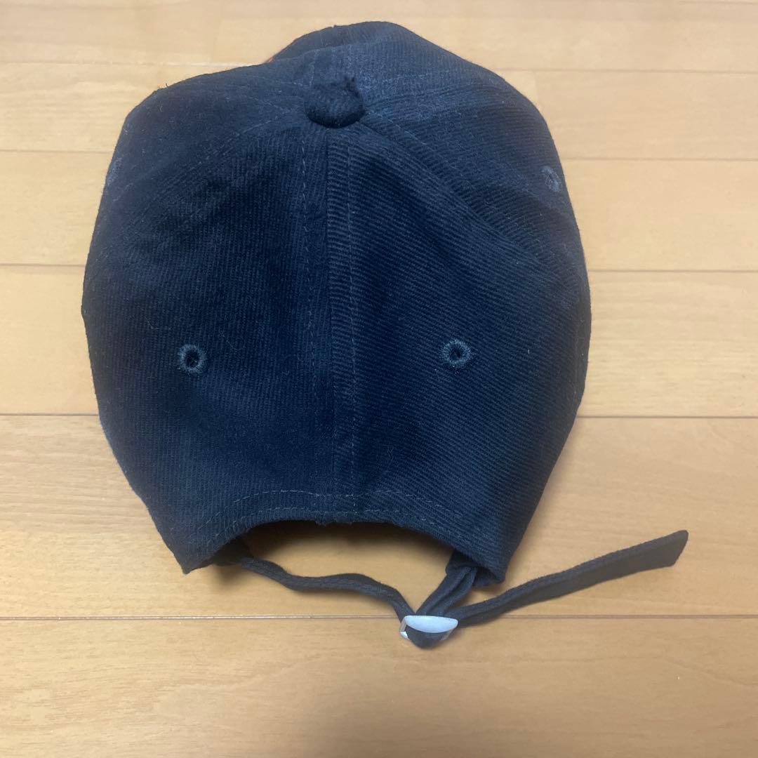 VALLAD 刺繍キャップ 黒