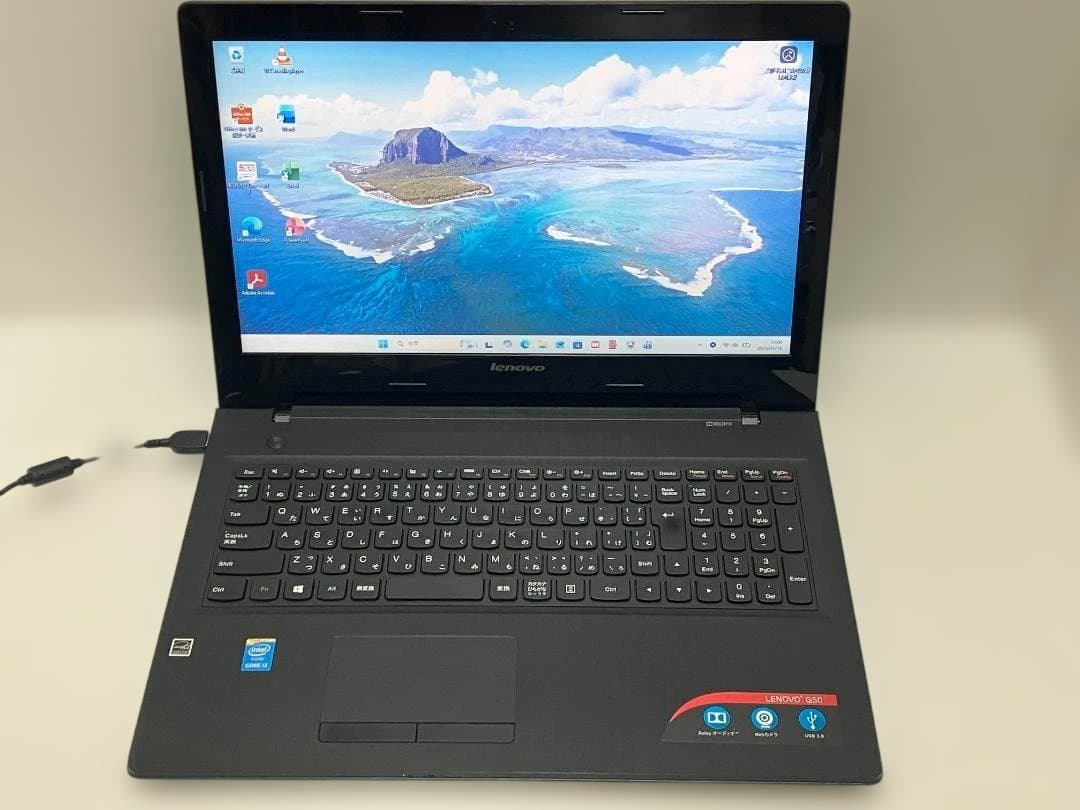 Lenovoノートパソコン Core i3/8GB/SSD/Windows11