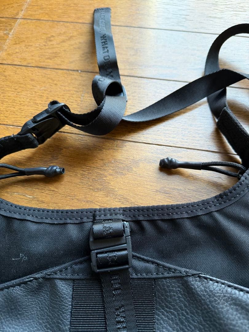 未使用級 WHITE MOUNTAINEERING BRIEFING サコッシュ