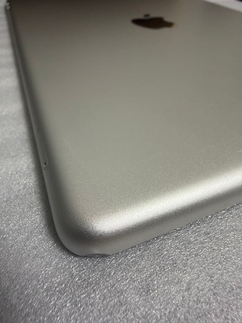 iPad 第9世代 64GB バッテリー最大容量:87%