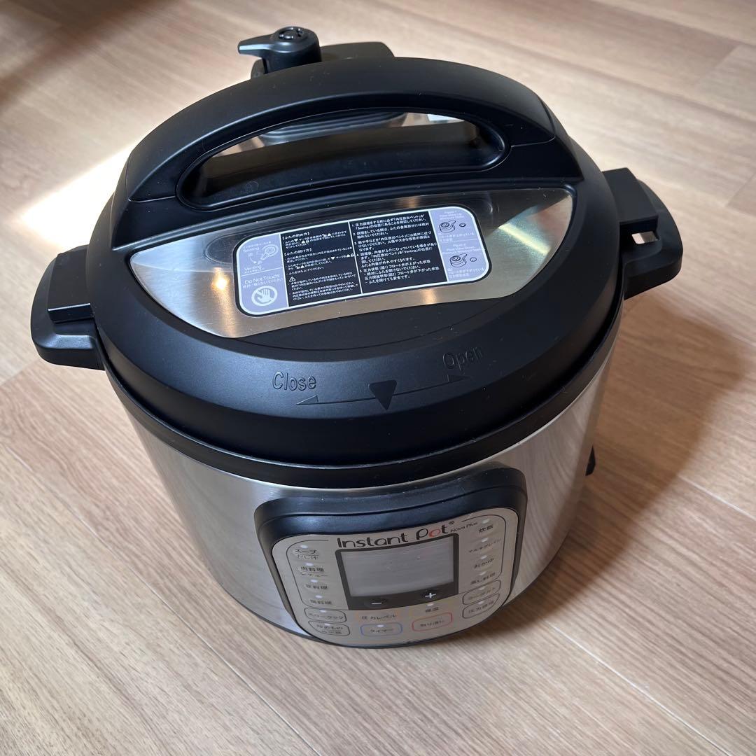 Instant pot マルチ電気圧力鍋 5.7リットル 箱あり
