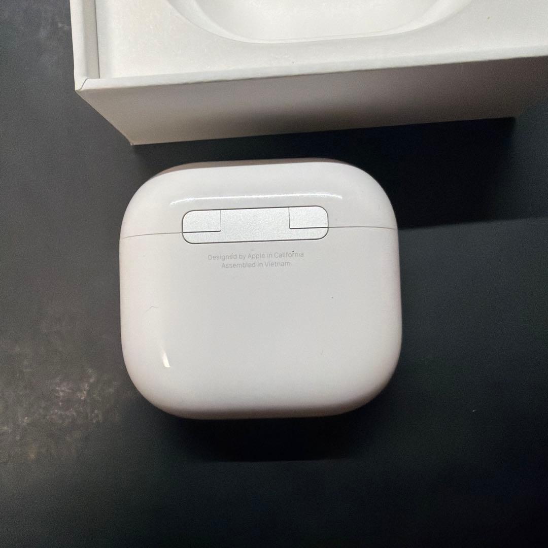 AirPods 4 (正規品)アクティブノイズキャンセル