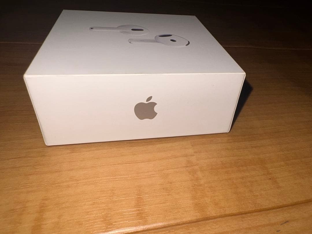 Apple AirPods4 ※訳あり詳細お読み下さい。