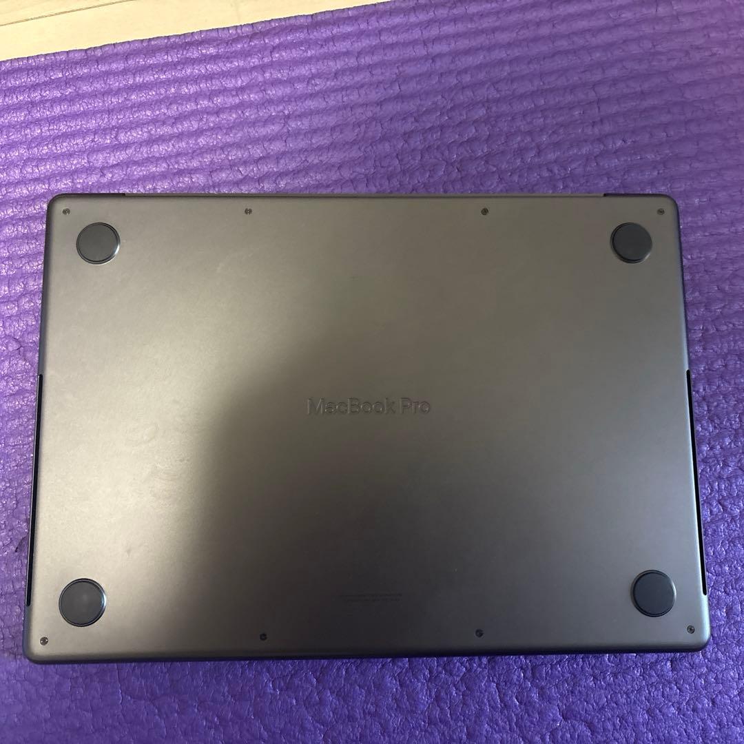 ヨ*ジ様 【美品】MacBook Pro 14インチ M3 Pro 18GB/5