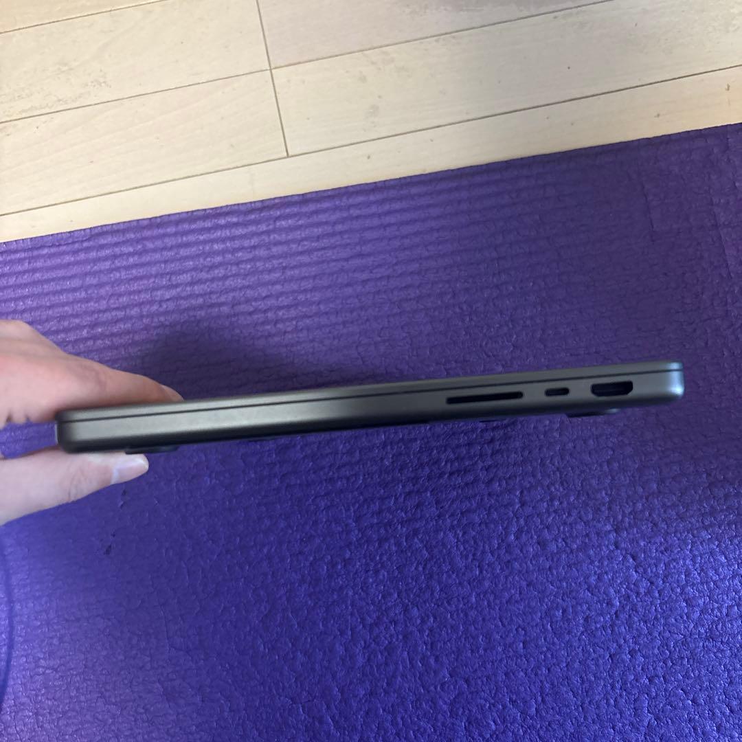 ヨ*ジ様 【美品】MacBook Pro 14インチ M3 Pro 18GB/5