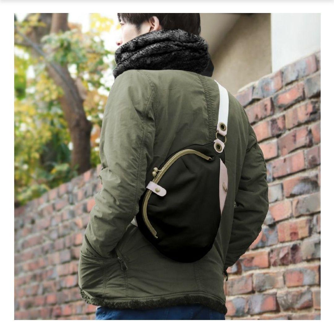 AYANOKOJIシンプルボディバッグ 黒