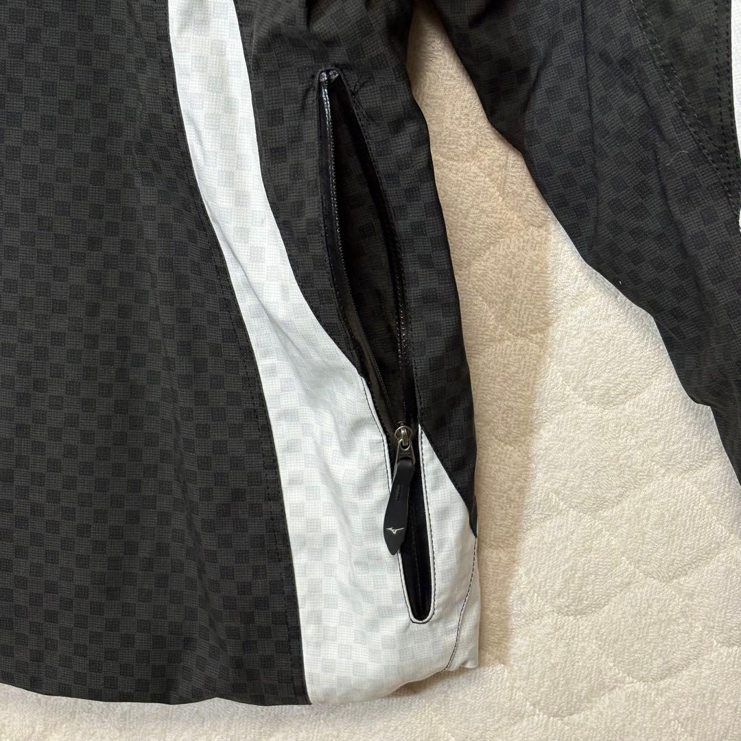 ミズノ　スキーウェア　クロアチア代表　上下セットアップ　ブレスサーモ　中綿入り