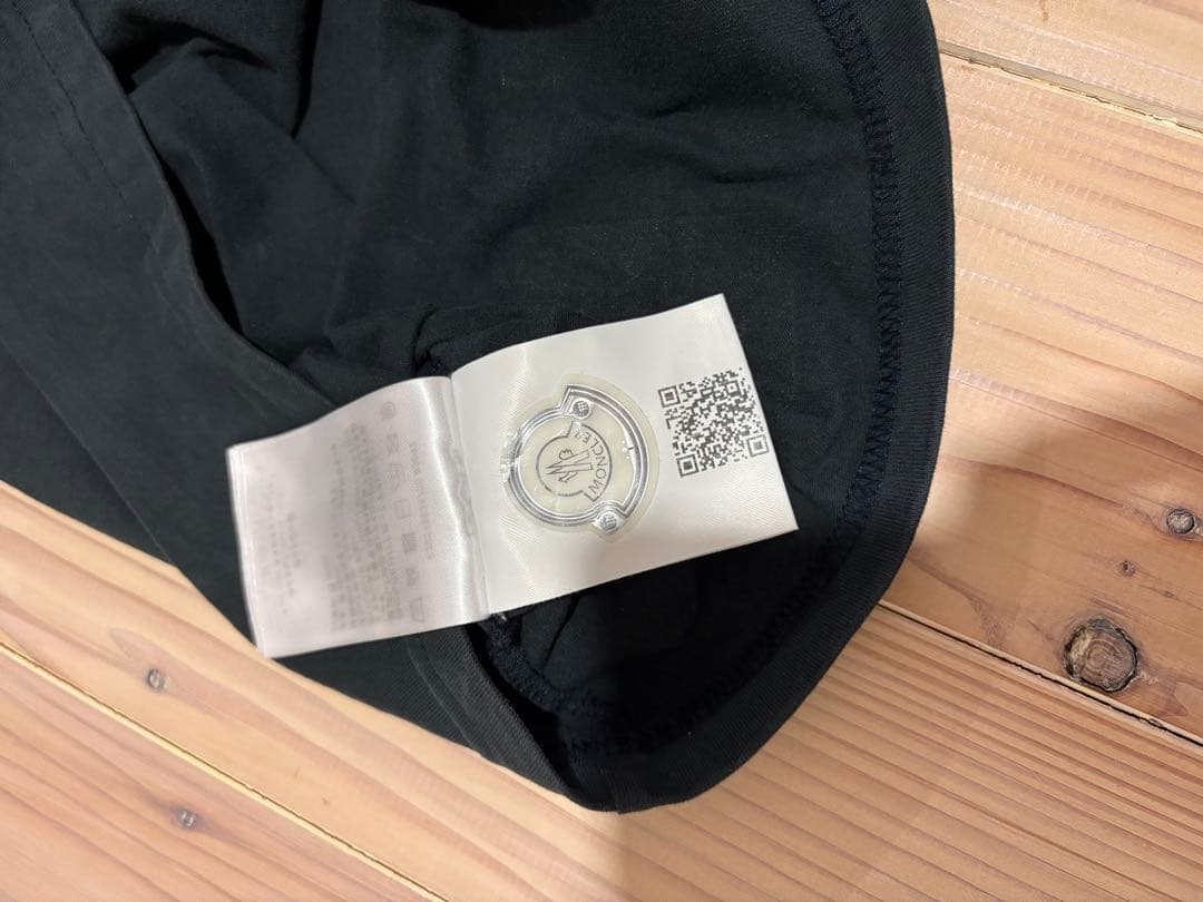 MONCLER ブラック Tシャツ(キッズ)