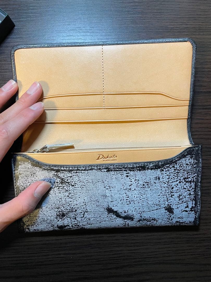 「美品」Dakota ブラックラベル 長財布