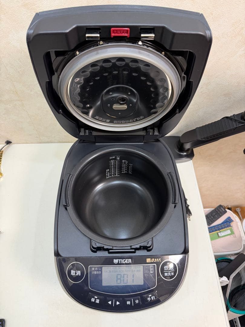 TIGER JPV-H180 2024年製 1,8L 圧力IH炊飯ジャー 炊飯器