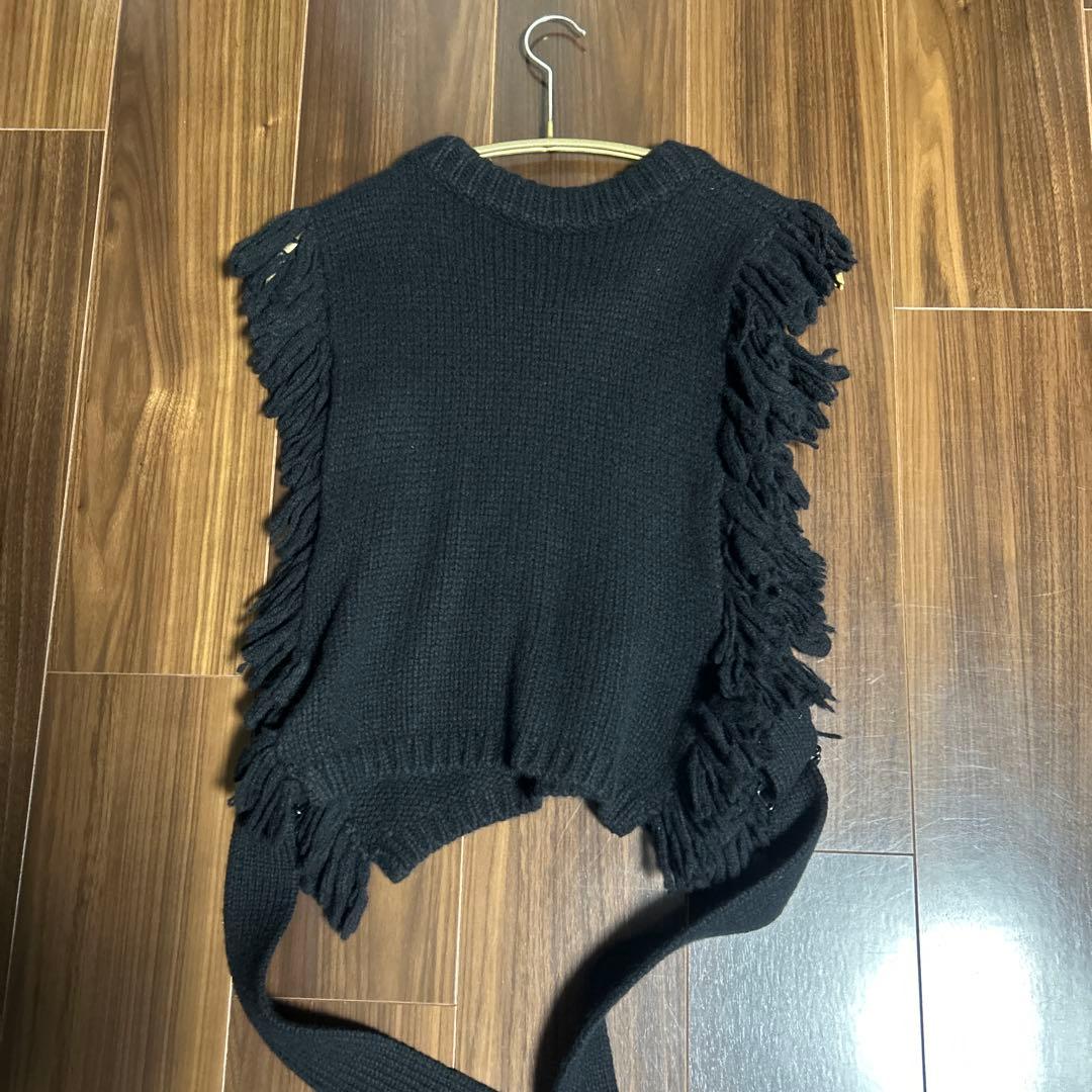 HYKEウールフリンジベスト黒