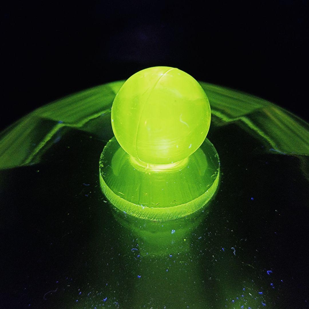 【希少】ウランガラス　蓋付き小物入れ　大正ロマン