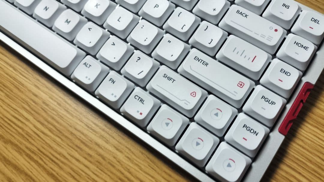 IQuNIX MQ80 フルアルミワイヤレスメカニカルキーボード