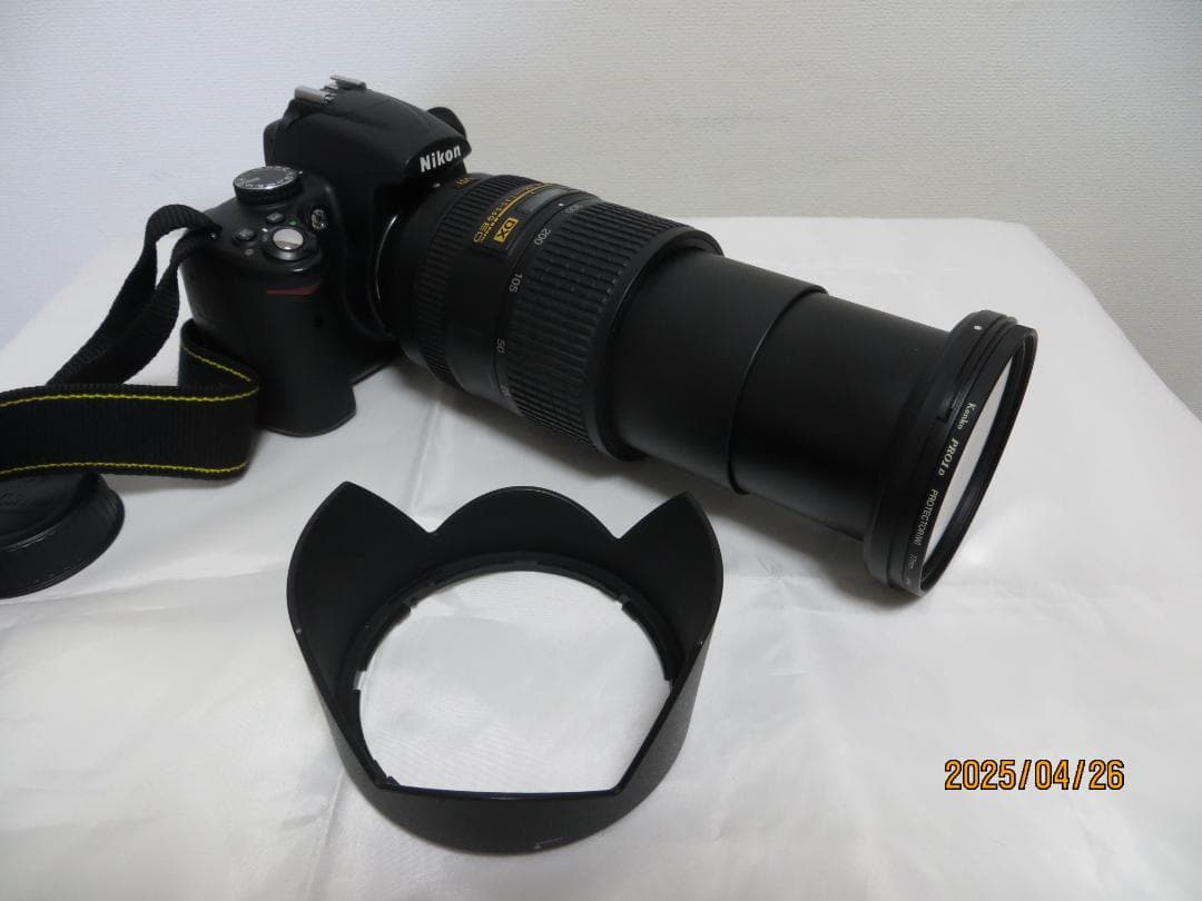 Nikon デジタル一眼レフカメラ D5000 18～300mmレンズセット