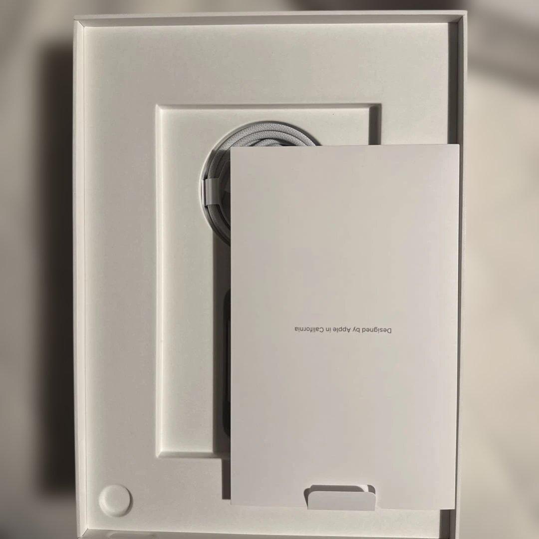 ipad 第11世代　A16 128 Wi-Fi シルバー