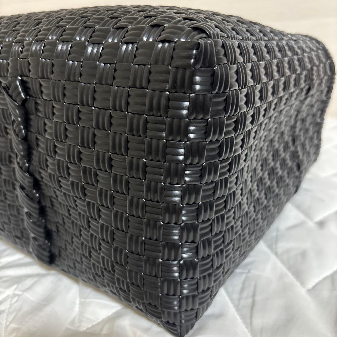 メケアリサ　ボストン