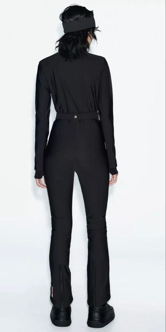 ●ZARA●ザラ●防風　防水スキーウェア●ジャンプスーツ●つなぎ●XL●新品●