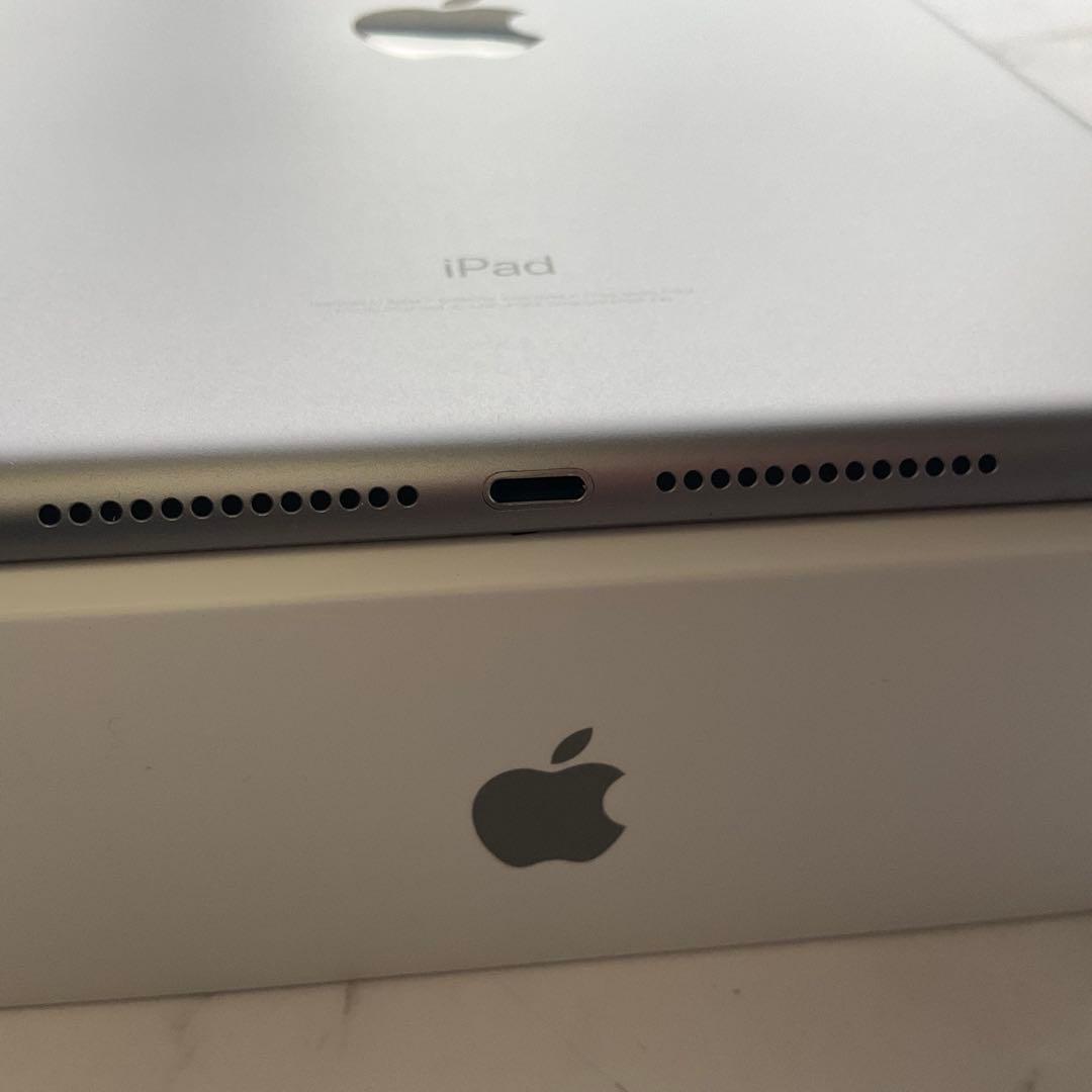 【超美品】Apple iPad 第6世代 WiFi Cellular 128GB