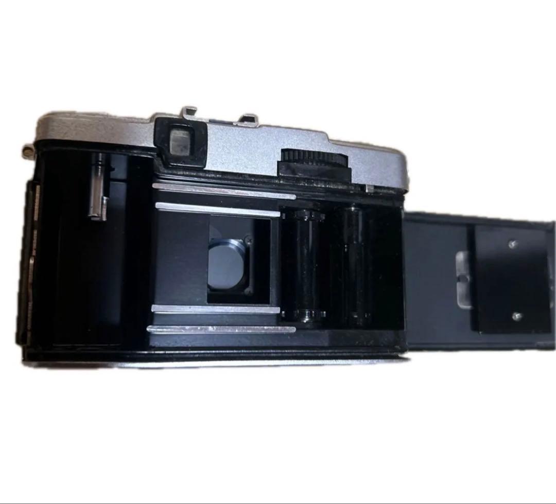 Olympus Pen EE-2 シルバー コンパクトカメラ