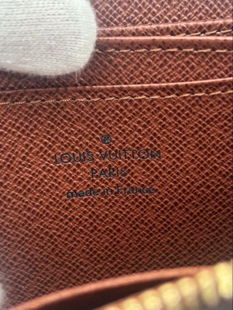 正規品 美品ルイヴィトン ジッピーパース ケース モノグラム NFC
