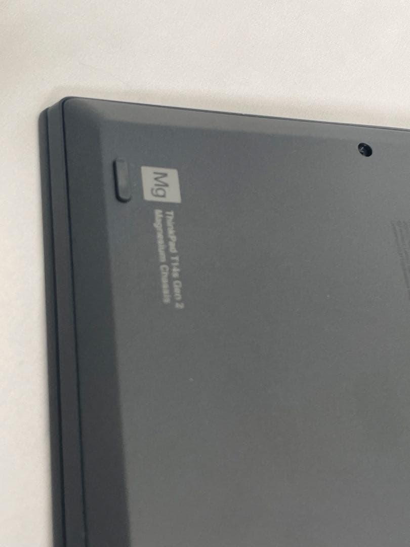 ThinkPad T14s gen2 i5-1145G7 16GB だめ￼4k