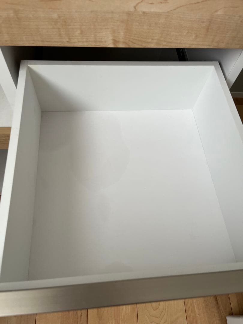 マナベインテリアハーツ　食器棚