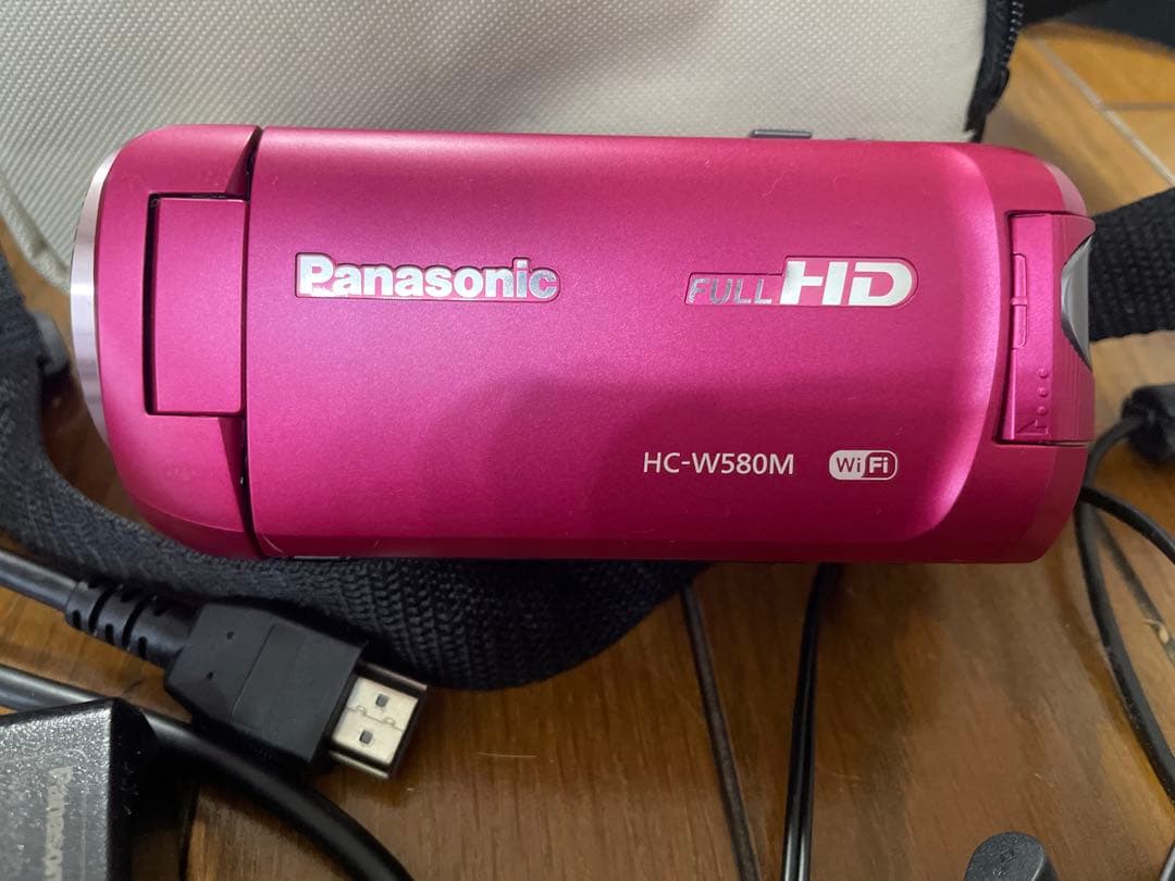 値下げ⭐︎Panasonic ビデオカメラ　W580M ピンク