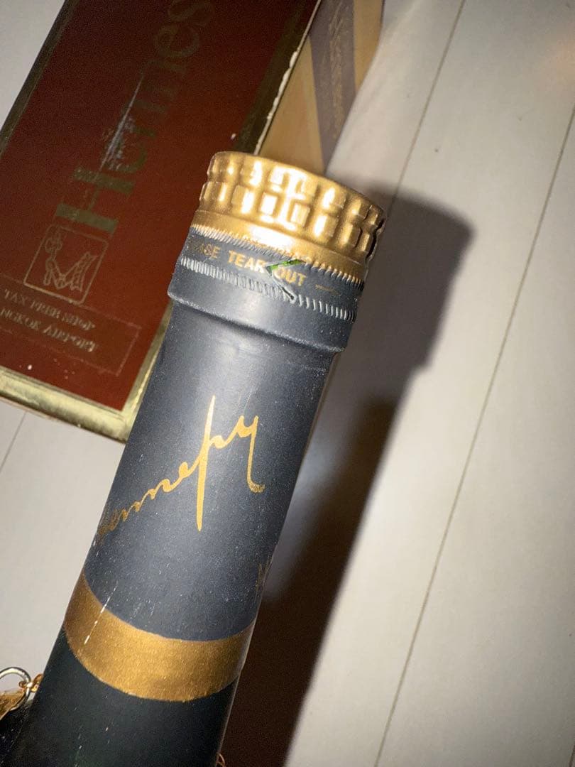 Hennessy Napoleon コニャック 箱入り