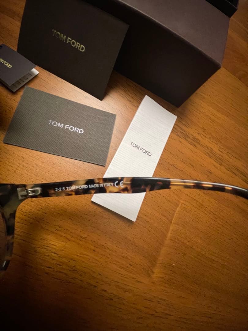 トムフォードサングラス　ウェリントン　ベッコウ柄TOM FORDクリアレンズ付き