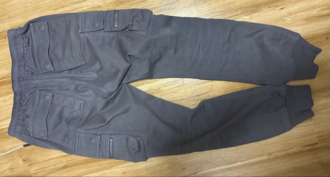 本日限定値下げリックオウエンス　カーゴパンツRU18S5390-BA