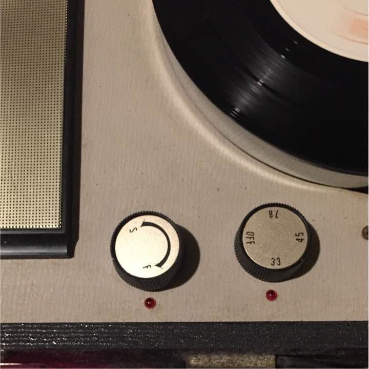 レコードプレーヤー