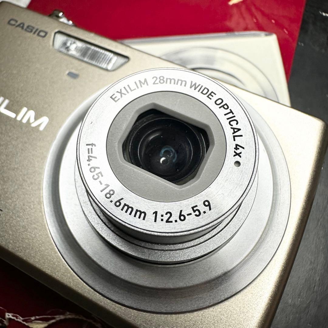 【美品】CASIO カメラ　EX-Z250 ゴールド　デジタルカメラ