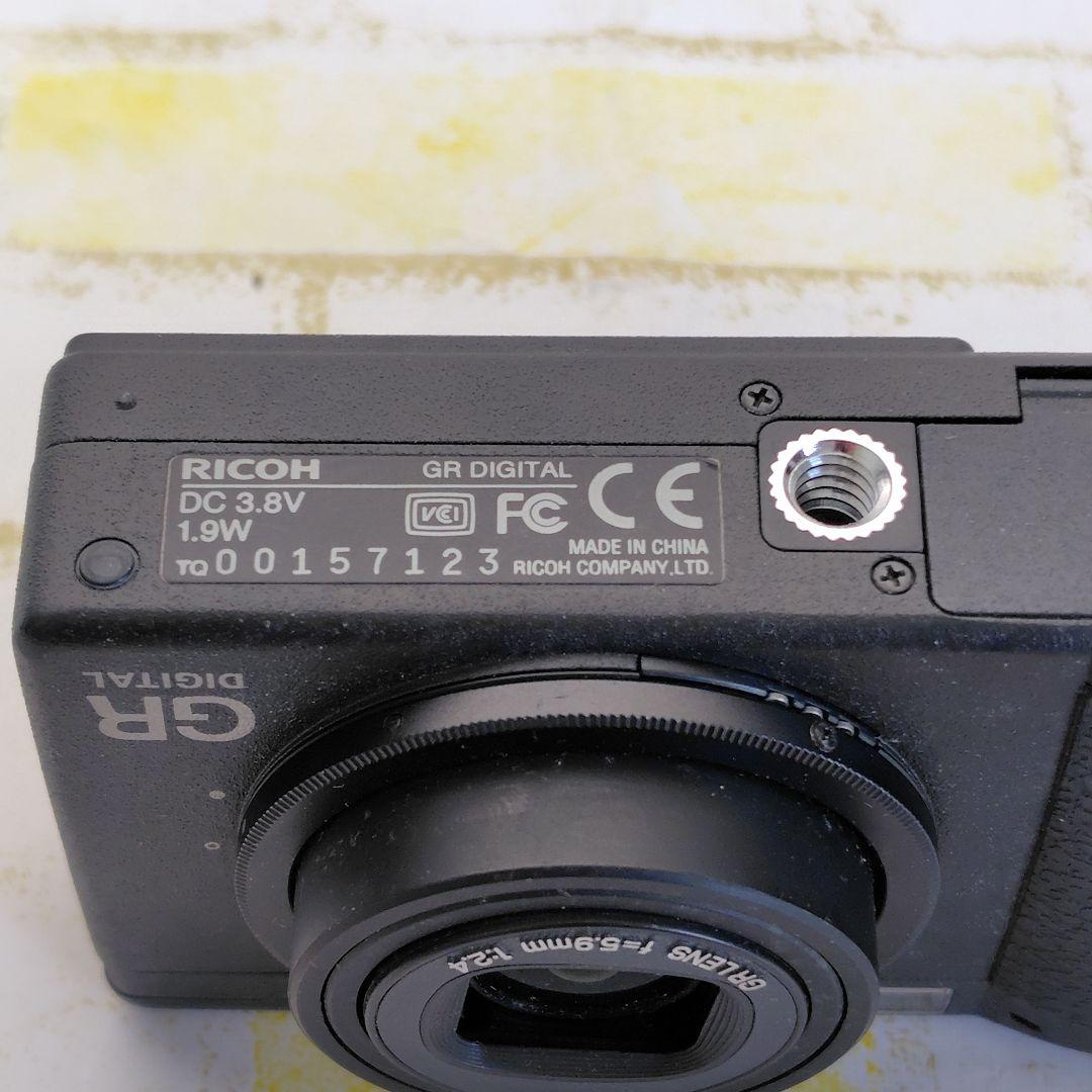 RICOH GR DIGITAL 初代 充電器付 ジャンク 通電OK 電源落ち