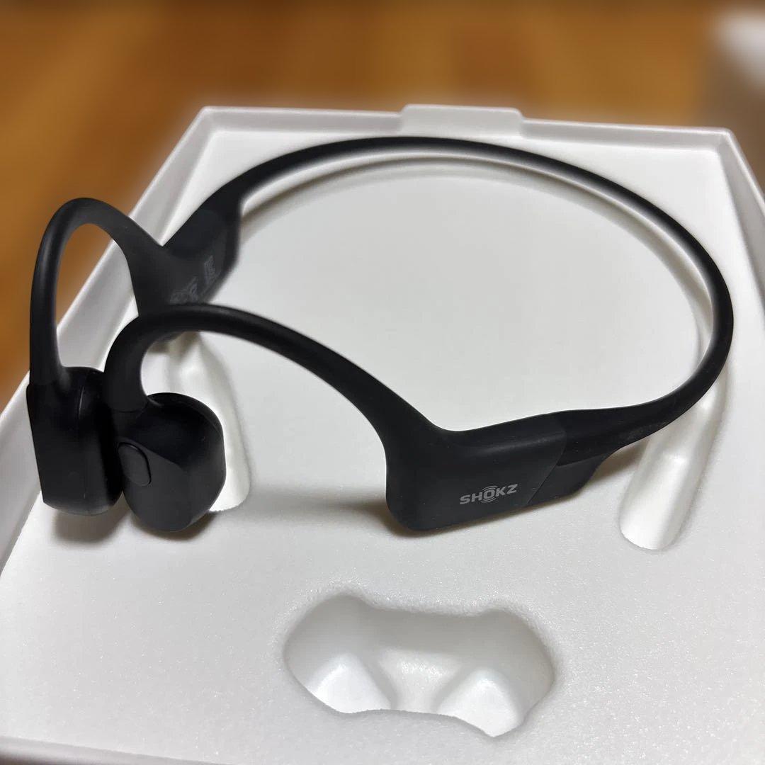 【中古】Shokz OPENRUN 骨伝導イヤホン＋専用ケース