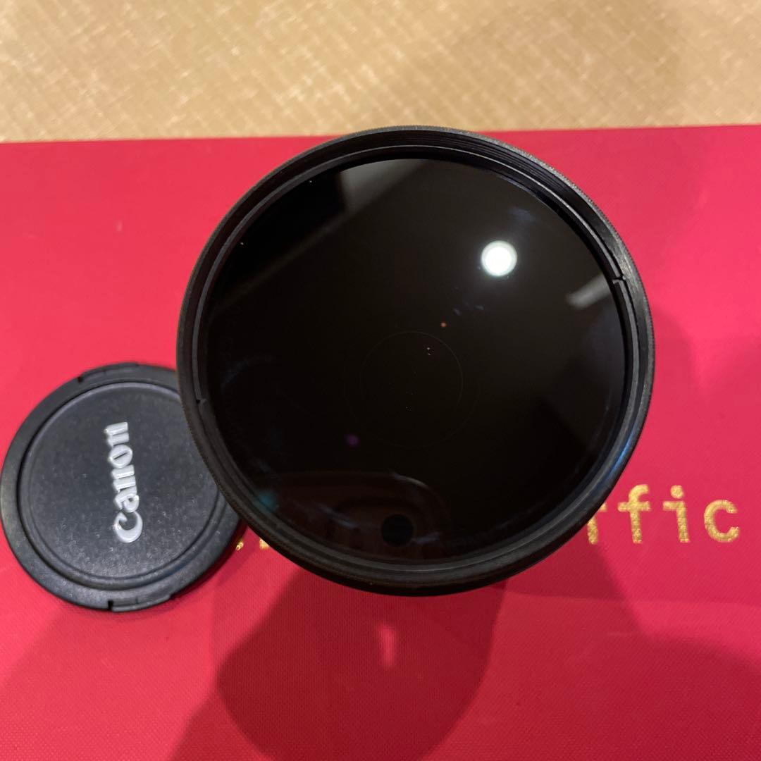 Canon EF-S 18-200mm ズームレンズ