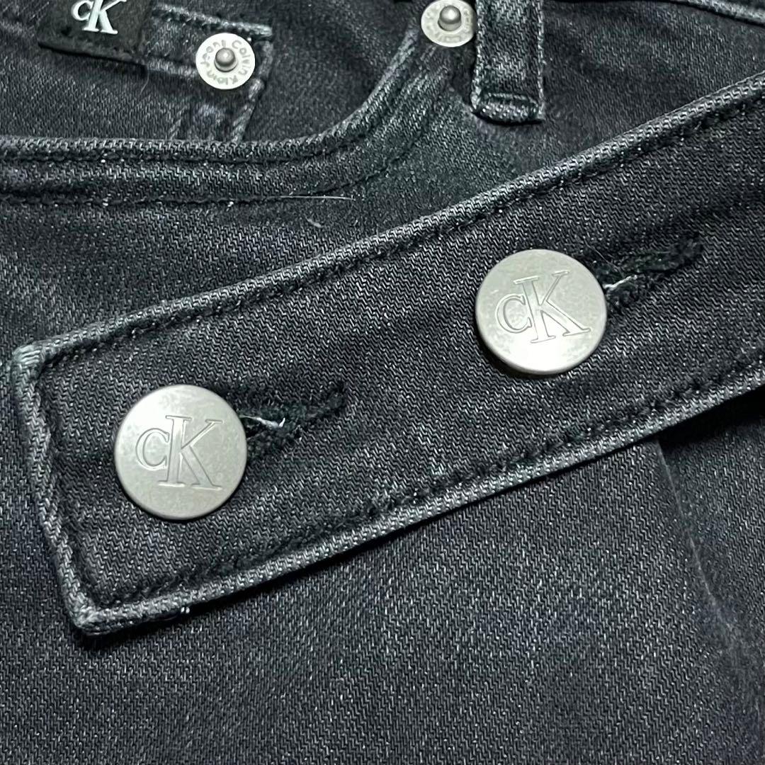 カルバンクラインジーンズ　刻印 パッチロゴ　ブラックデニムハーフパンツ　W25.