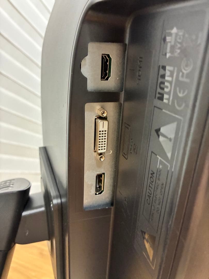 BENQ XL2411P 144hz 1ms ゲーミングモニター FHD