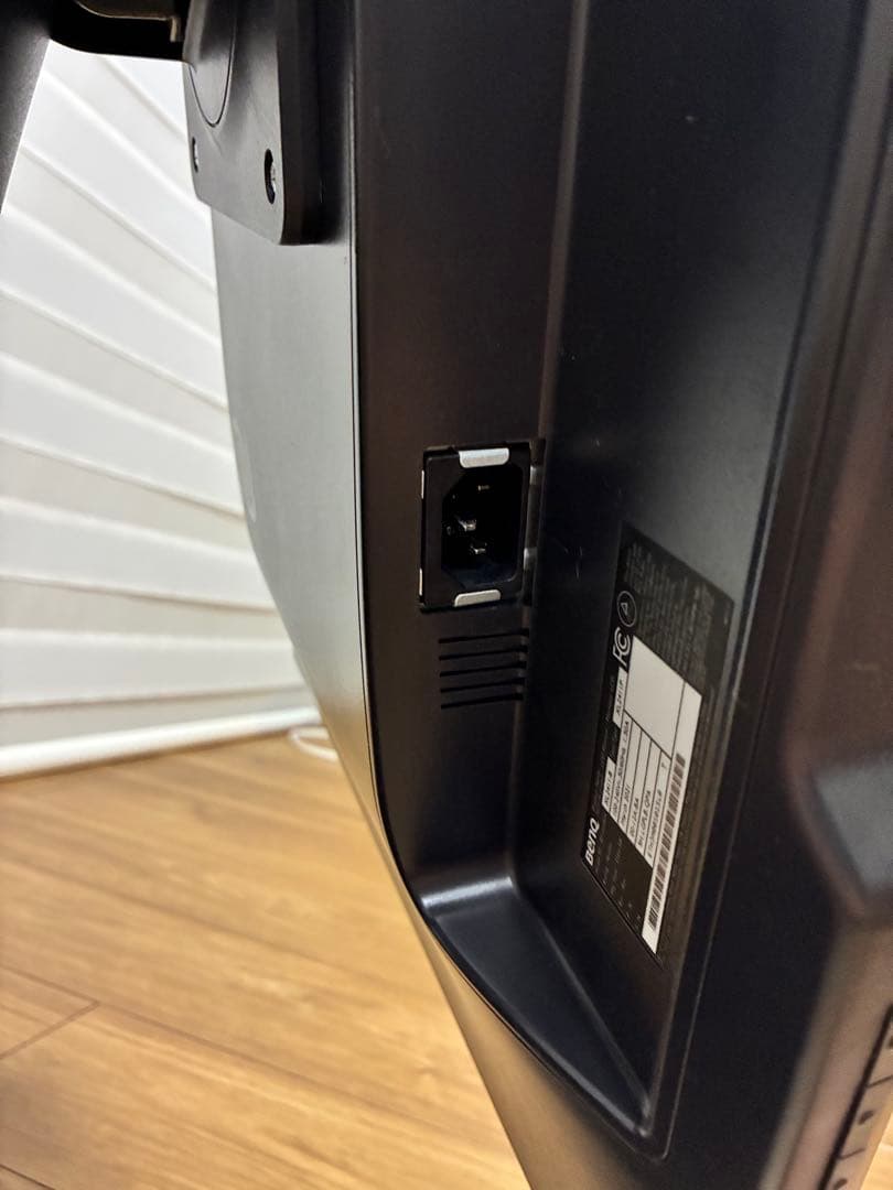 BENQ XL2411P 144hz 1ms ゲーミングモニター FHD