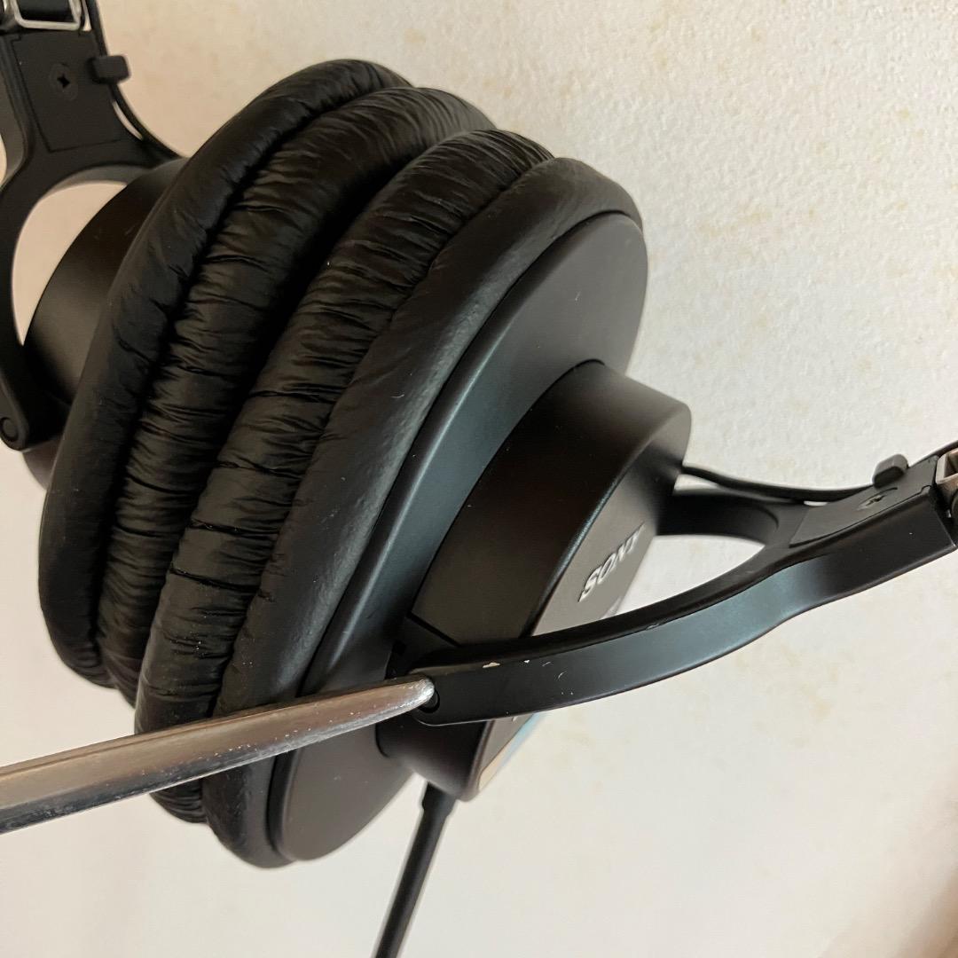 や*ん様 SONY MDR-7506 【イヤーパッド新品】スタジオモニター ヘッ