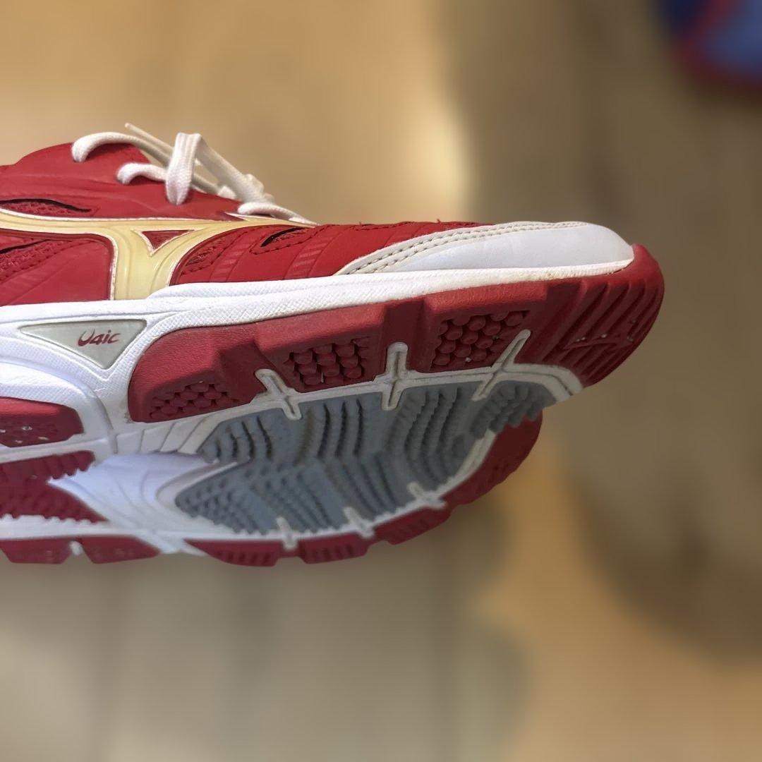 や*ん様 Mizuno Global Elite トレーニングシューズ レッド