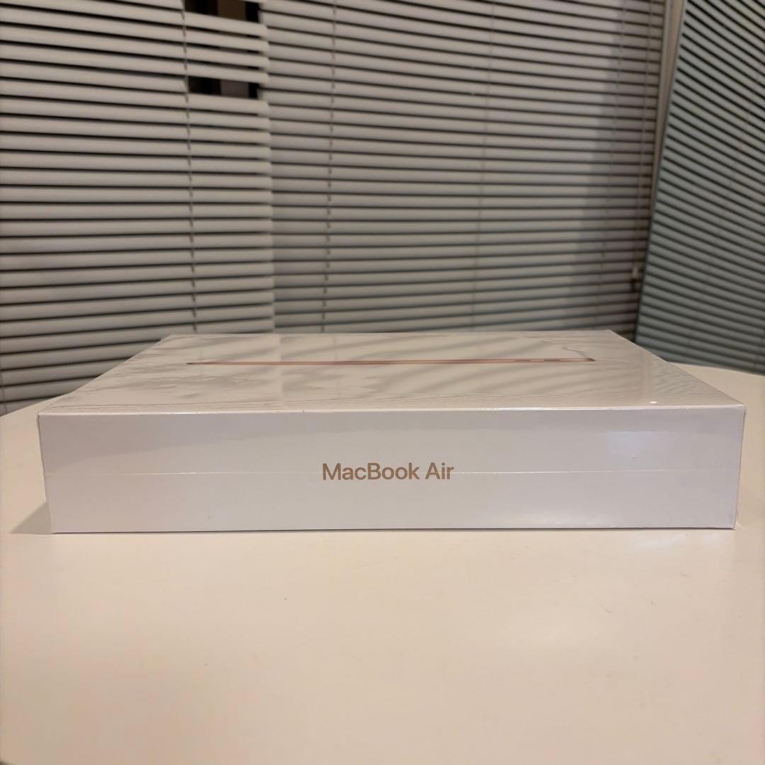 未開封 MacBook Air ゴールド　13インチ