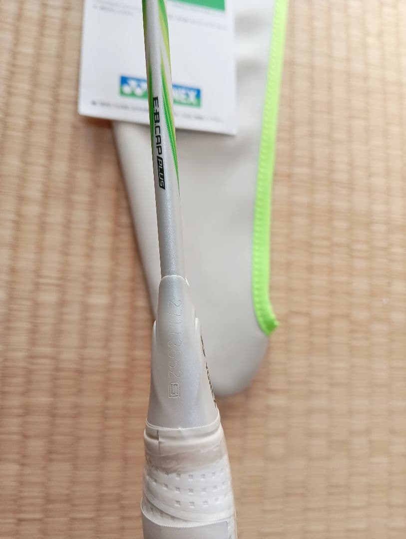 ヨネックス アストロクス100ZZ VA 4UG5 アクセルセン　限定　モデル