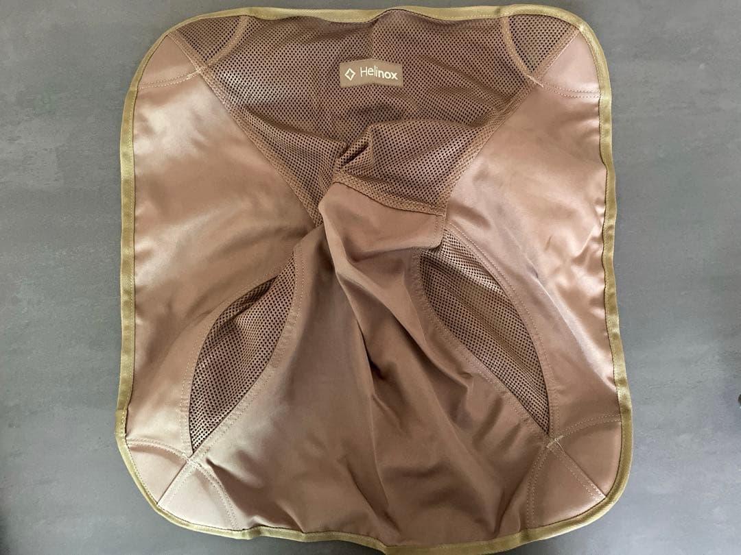 Helinox チェアワン アウトドアチェア ベージュ