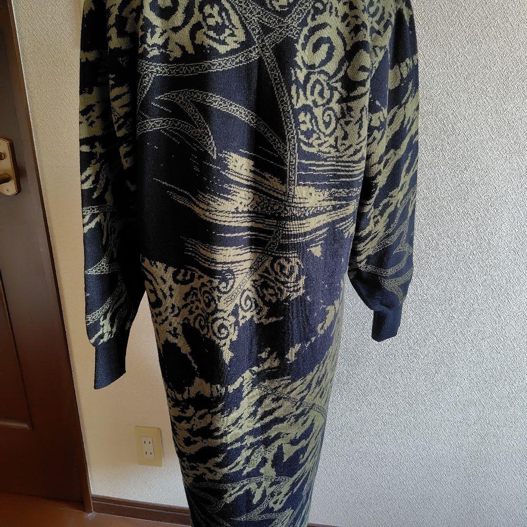 美品☆　レオナール　ニットロングワンピース 　黒・カーキ 長袖