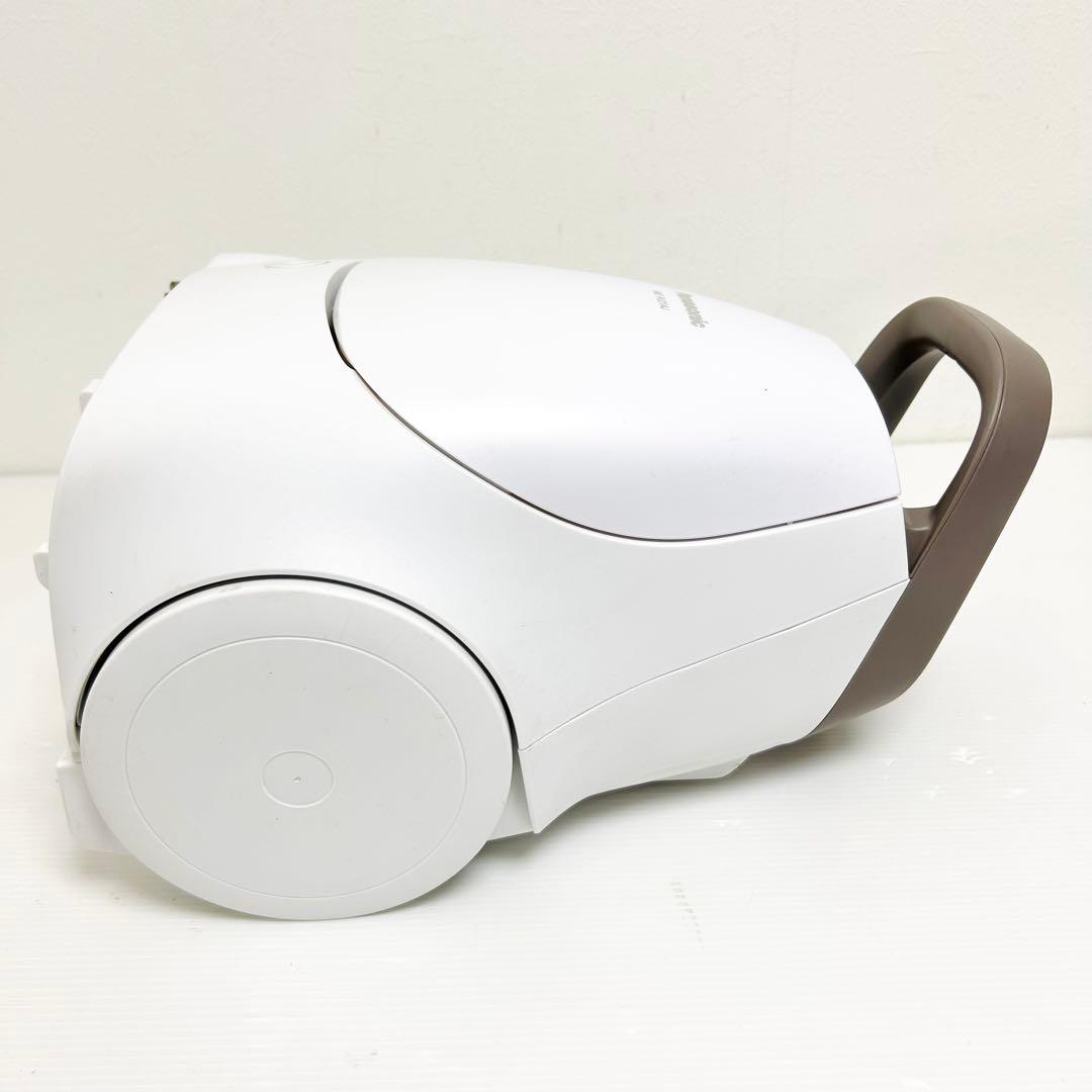 23年製 Panasonic 紙パック式掃除機 MC-PJ21AJ-W ホワイト