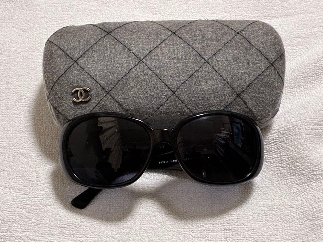 CHANEL シャネル　サングラス 黒