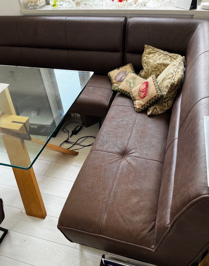 オシャレなダイニングソファ7〜8人掛け　横浜発⭐︎重ねたら乗用車に乗ります