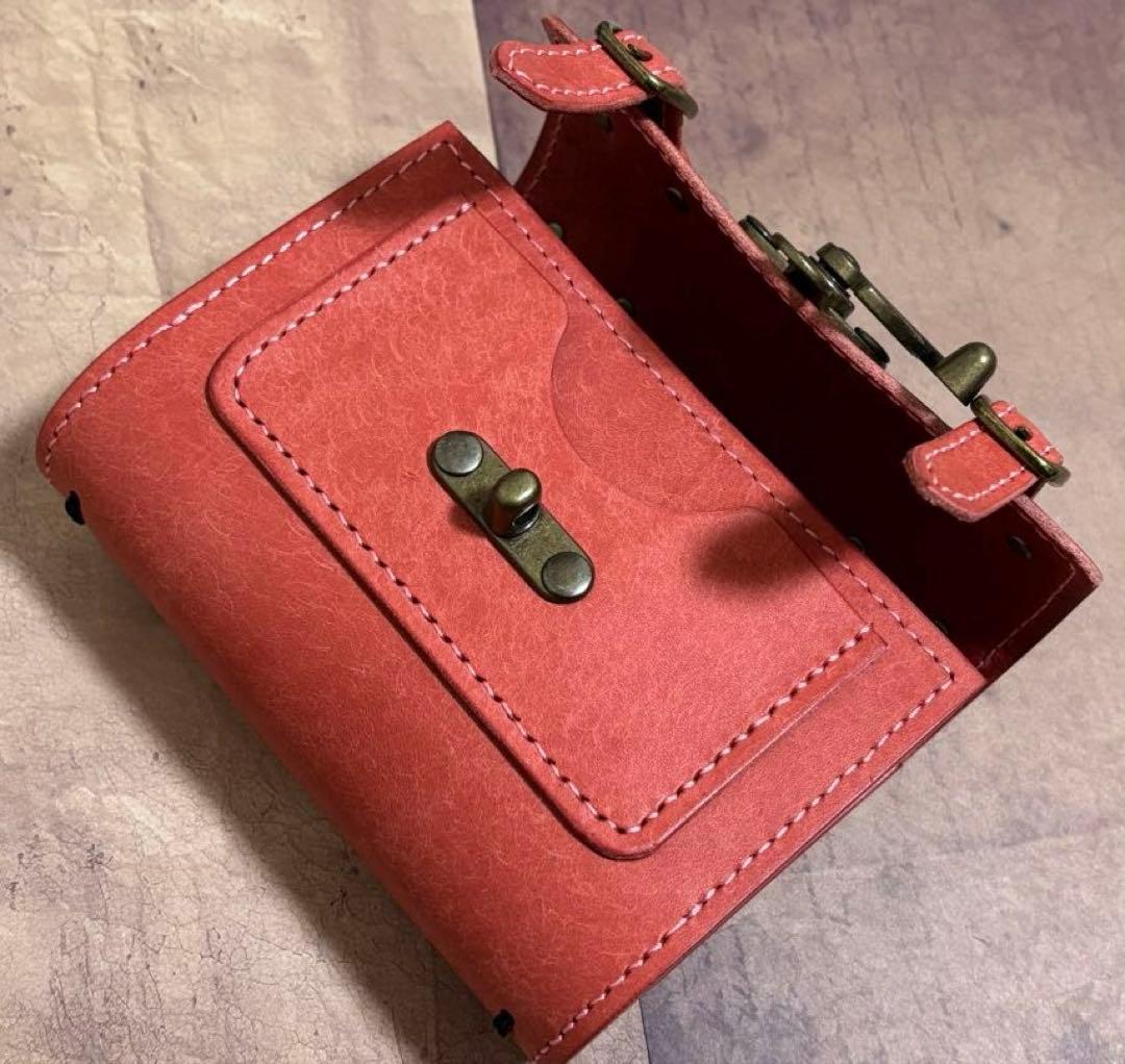 イタリアンレザー　パスポートサイズ　トラベラーズノート カバー　アンティーク調